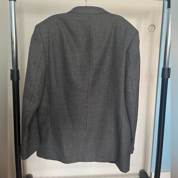 Classic Gray Men's Blazer - Picture 7 of 7